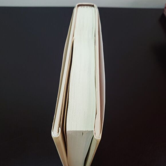 If the Legends Fade by Tom Hendrix 2016 Hardcover With Dust Jacket - Picture 10 of 13